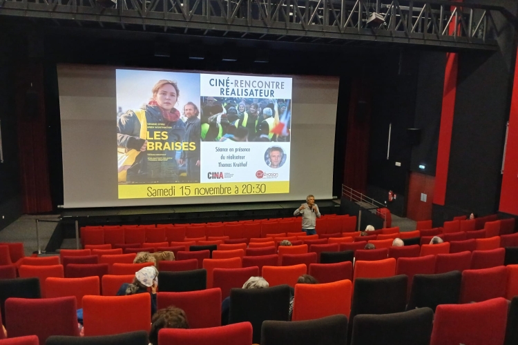 Tournée du réalisateur – 𝙇𝙚𝙨 𝘽𝙧𝙖𝙞𝙨𝙚𝙨