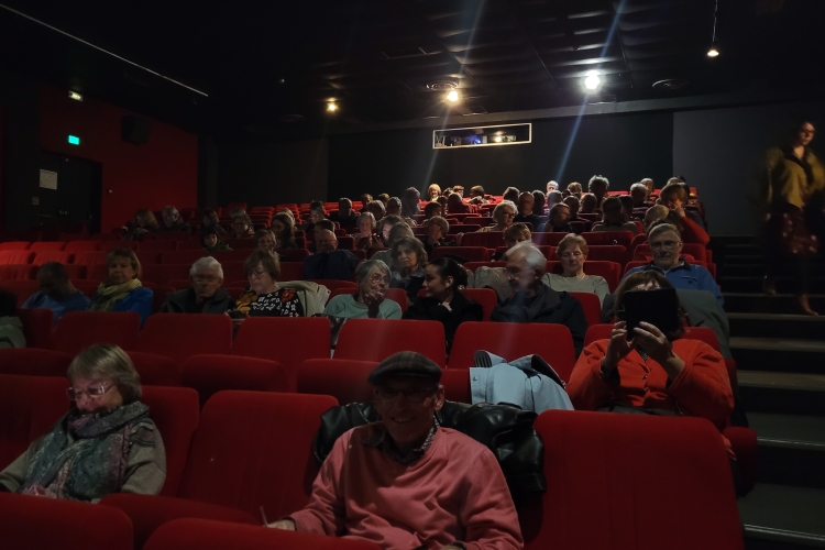 Ouverture du Mois du doc – 𝙁𝙧𝙖𝙣𝙘̧𝙤𝙞𝙨 𝙈𝙖𝙪𝙧𝙞𝙖𝙘, 𝙢𝙚́𝙢𝙤𝙞𝙧𝙚𝙨 𝙞𝙣𝙩𝙞𝙢𝙚𝙨