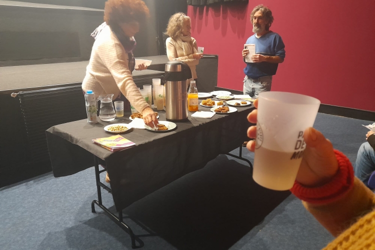 Tournée du réalisateur – 𝙇𝙖 𝙏𝙚𝙧𝙧𝙚 𝙙𝙚𝙨 𝙫𝙚𝙧𝙩𝙪𝙨 (Mois du Doc 2025)