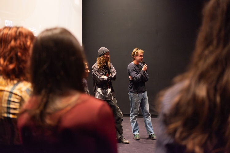 Étudiant·es au cinéma