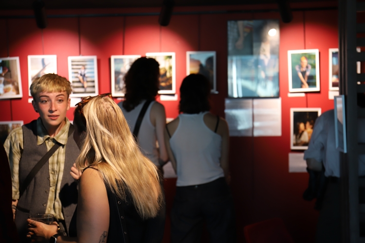 Avant-Première et tournée des co-réalisateurs – 𝙅𝙞𝙢 𝙌𝙪𝙚𝙚𝙣
