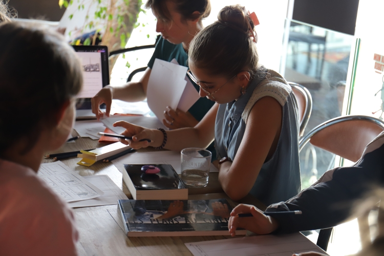 AVP Régionale et Atelier initiation au storyboard – 𝙄𝙣 𝙒𝙖𝙫𝙚𝙨